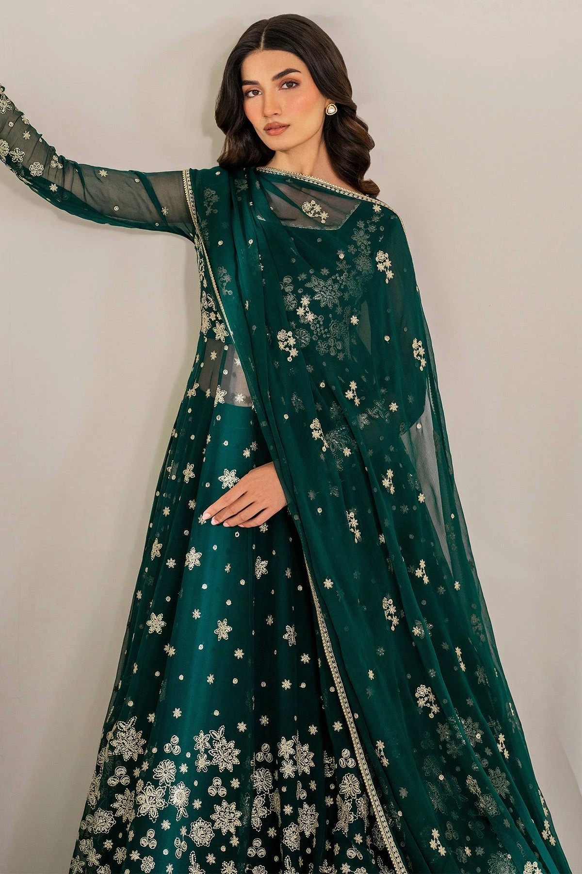 Bottle Green Luxury Pakistani Wedding Dress In Layered Pishwas Style 6 Bottle Green Luxury Pakistani Wedding Dress In Layered Pishwas Style - Image 4