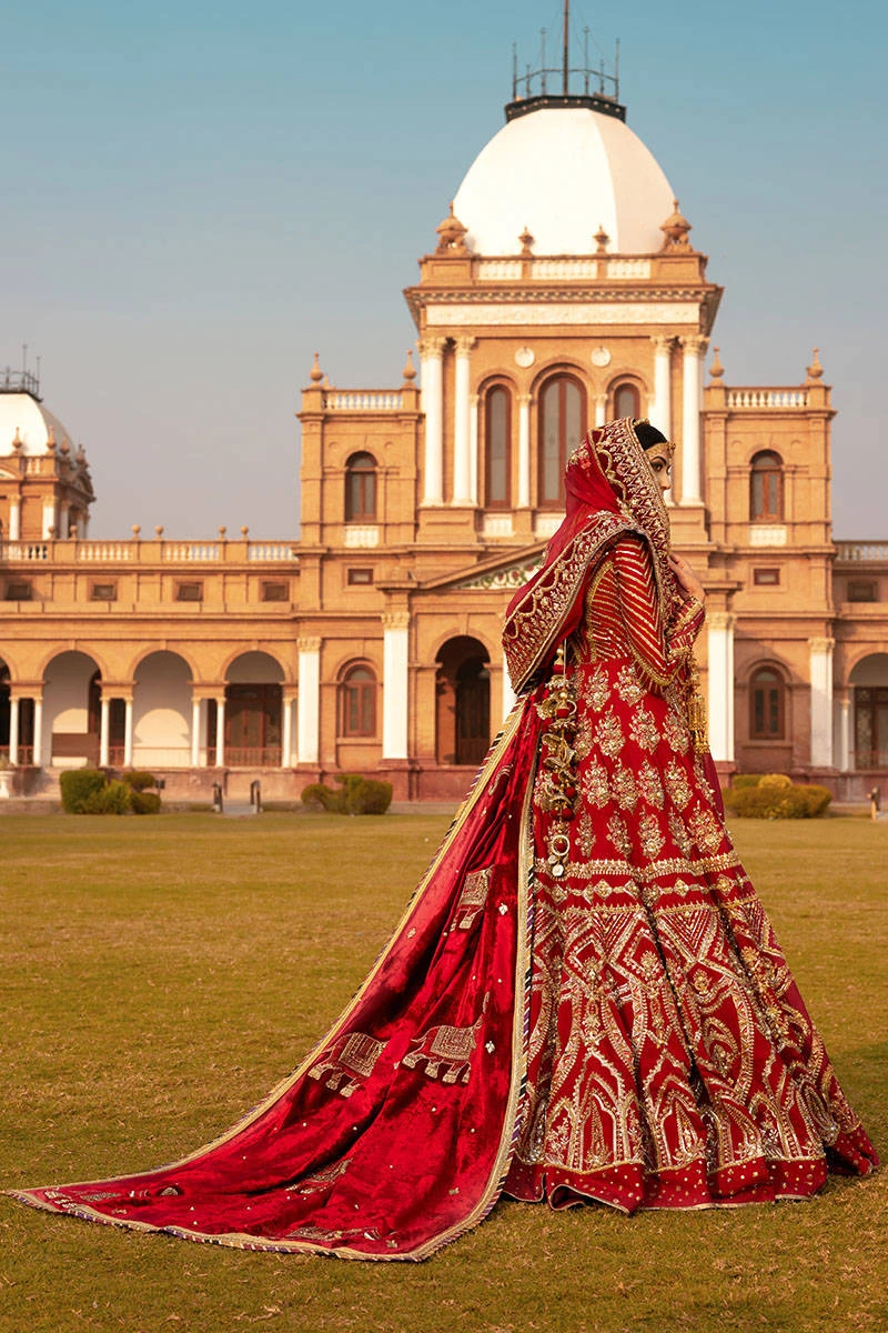 Bridal Pishwas With Gharara Red Pakistani Dress #BS767 7 Bridal Pishwas With Gharara Red Pakistani Dress #BS767 - Image 5