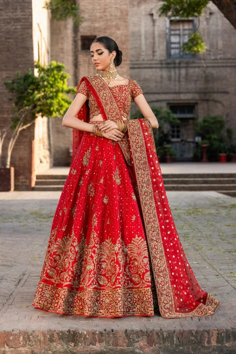 Bridal Wedding Dress In Choli Dupatta And Lehenga Style 4 Bridal Wedding Dress In Choli Dupatta And Lehenga Style - Image 2