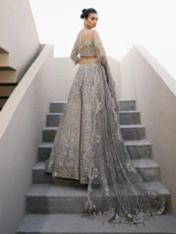 Lehenga Choli Pakistani Wedding Dress In California 16 Lehenga Choli Pakistani Wedding Dress In California -LuxPak Bridal Studio Store ClassicLehengaCholiPakistaniWeddingDressinCalifornia