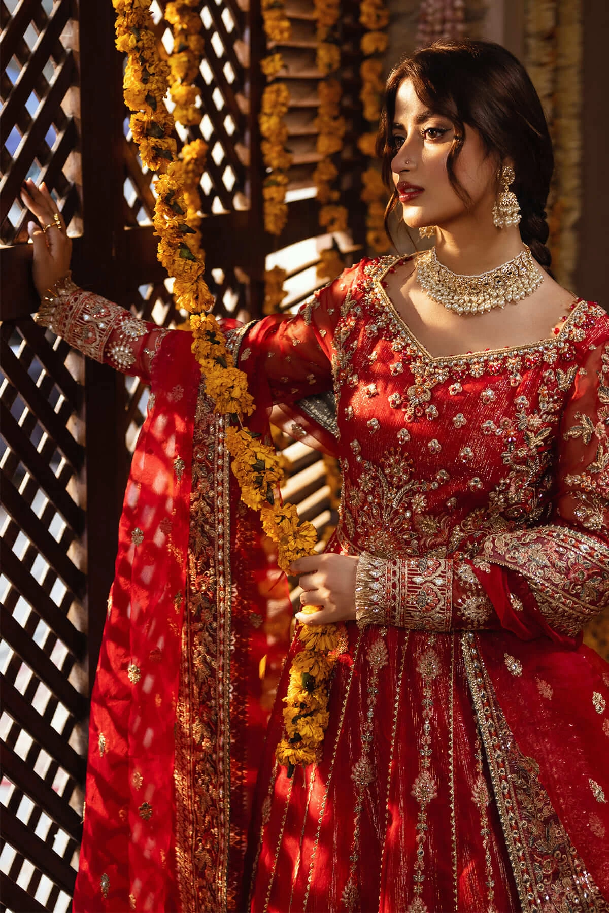 Classic Red Heavily Embroidered Pakistani Wedding Dress Pishwas Lehenga 4 Classic Red Heavily Embroidered Pakistani Wedding Dress Pishwas Lehenga - Image 2