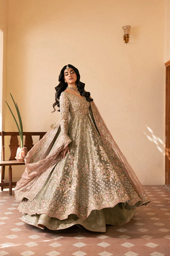 Pakistani Bridal Dress In Farshi Lehenga Pishwas Style 3 Pakistani Bridal Dress In Farshi Lehenga Pishwas Style