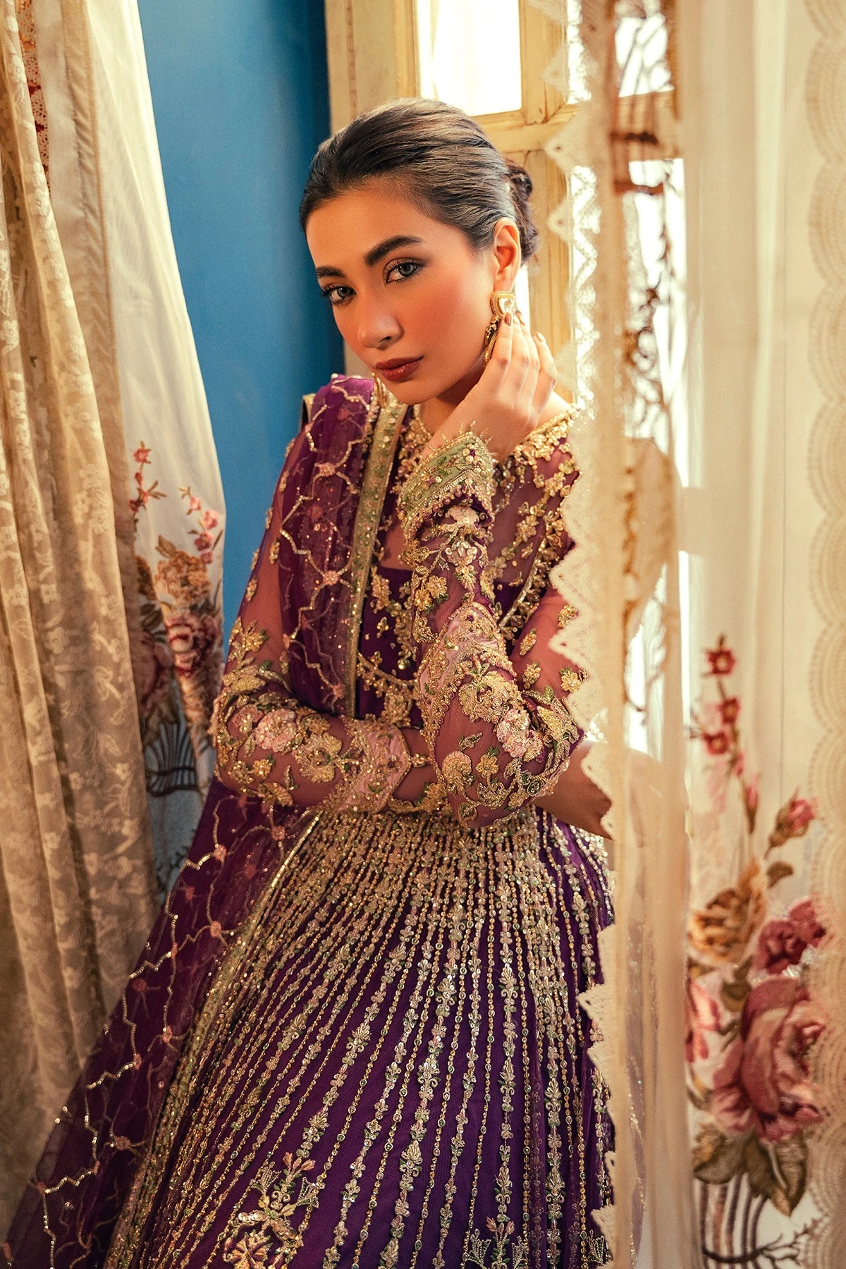 Flared Long Pishwas And Lehenga Pakistani Bridal Dress 6 Flared Long Pishwas And Lehenga Pakistani Bridal Dress - Image 4