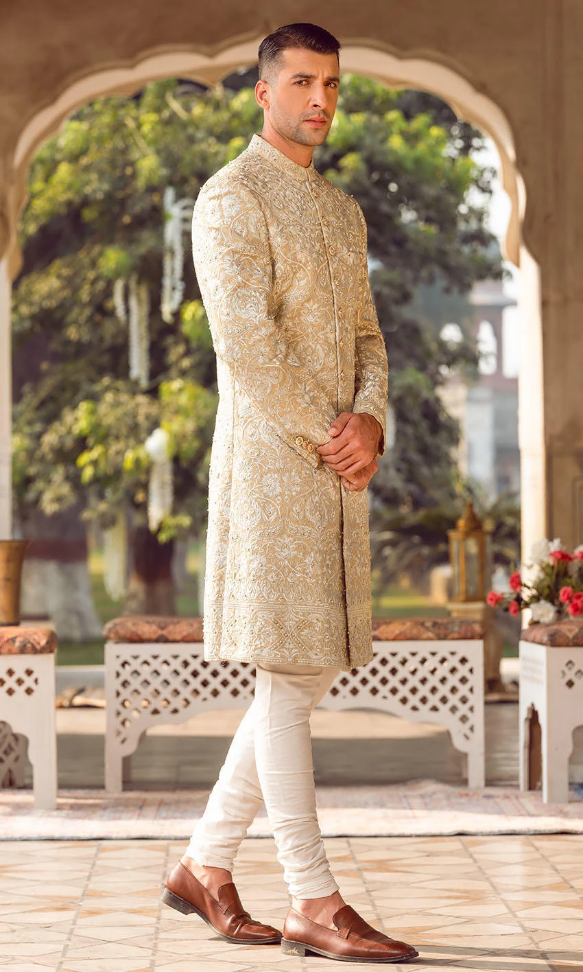 Embroidered Pakistani Groom Sherwani Dress For Wedding 4 Embroidered Pakistani Groom Sherwani Dress For Wedding - Image 2