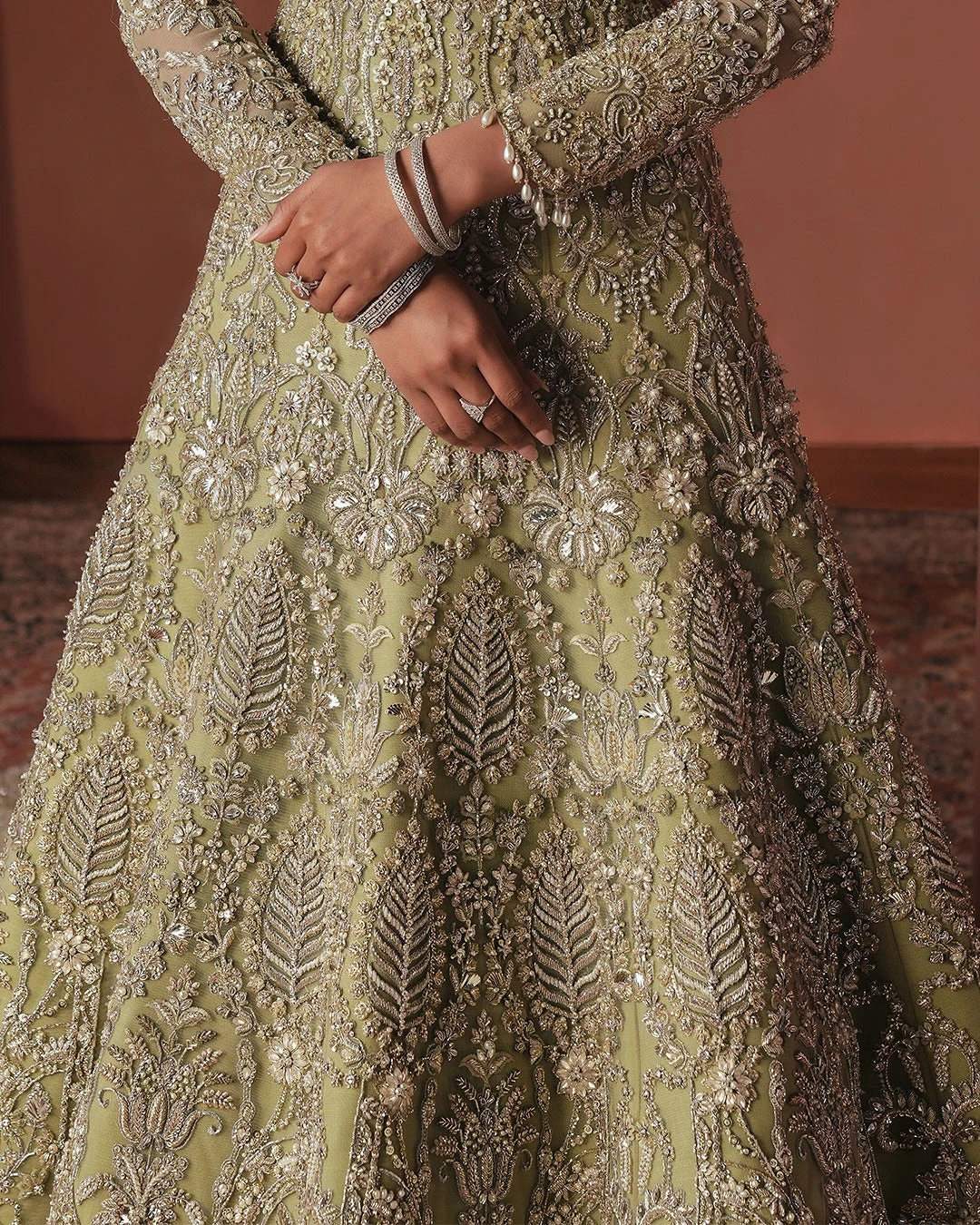 Pakistani Bridal Dress In Wedding Gown Dupatta Style 5 Pakistani Bridal Dress In Wedding Gown Dupatta Style - Image 3