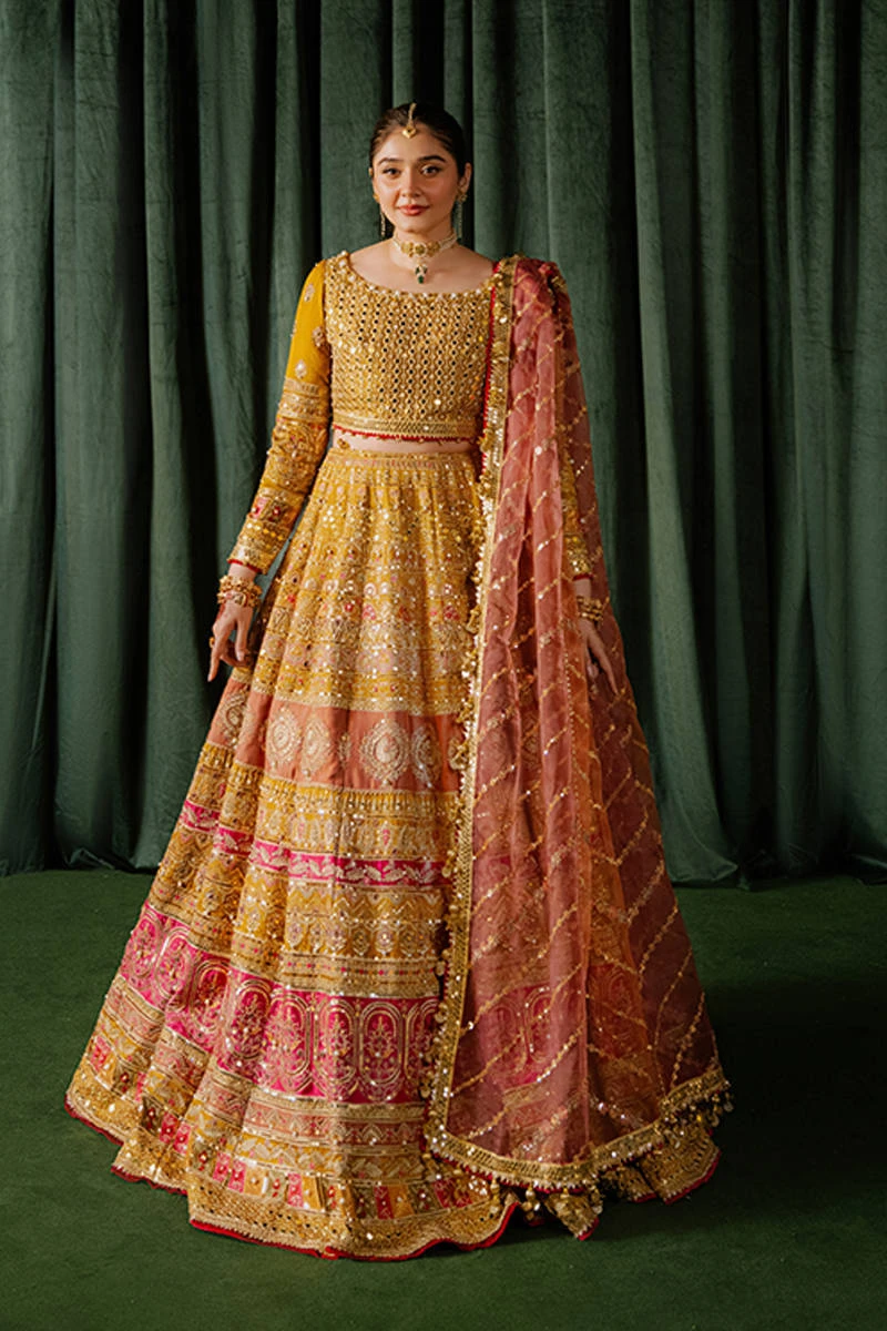 Pakistani Wedding Dress In Lehenga Choli Dupatta Style 3 Pakistani Wedding Dress In Lehenga Choli Dupatta Style
