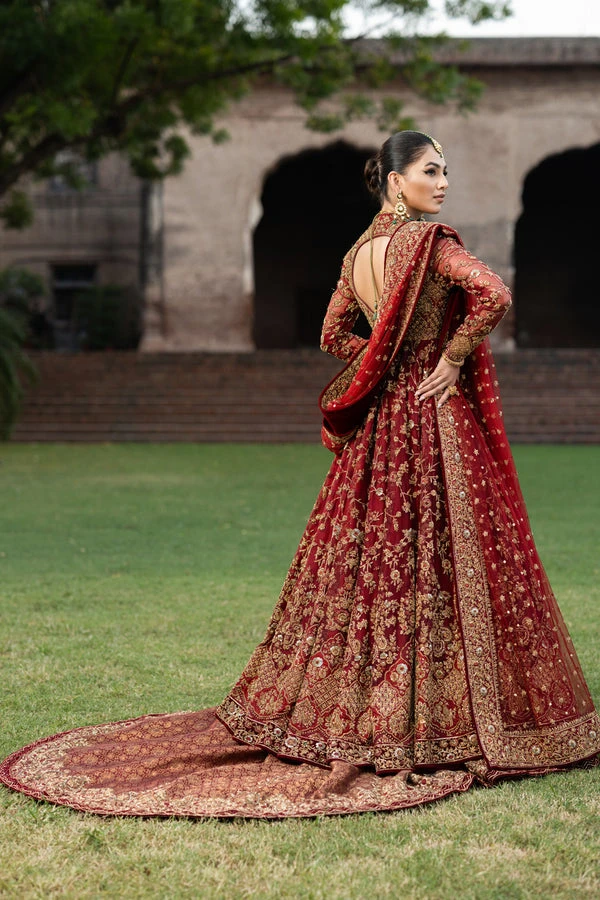 Maroon Red Pishwas And Lehenga Pakistani Bridal Dress 5 Maroon Red Pishwas And Lehenga Pakistani Bridal Dress - Image 3