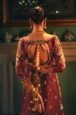 Pakistani Bridal Dress In Kameez And Sharara Style 11 Pakistani Bridal Dress In Kameez And Sharara Style -LuxPak Bridal Studio Store PakistaniBridalDressinKameezandShararaStyleOnline