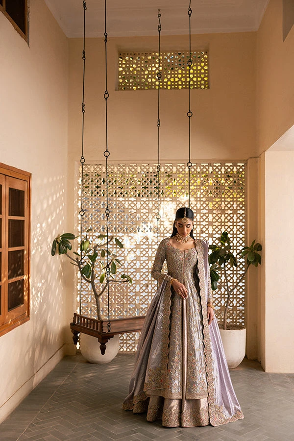 Pakistani Bridal Dress In Open Pishwas Lehenga Style 7 Pakistani Bridal Dress In Open Pishwas Lehenga Style - Image 5