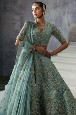 Pakistani Bridal Dress In Turquoise Choli Lehenga Style -LuxPak Bridal Studio Store PakistaniBridalDressinTurquoiseCholiLehengaStyleOnline