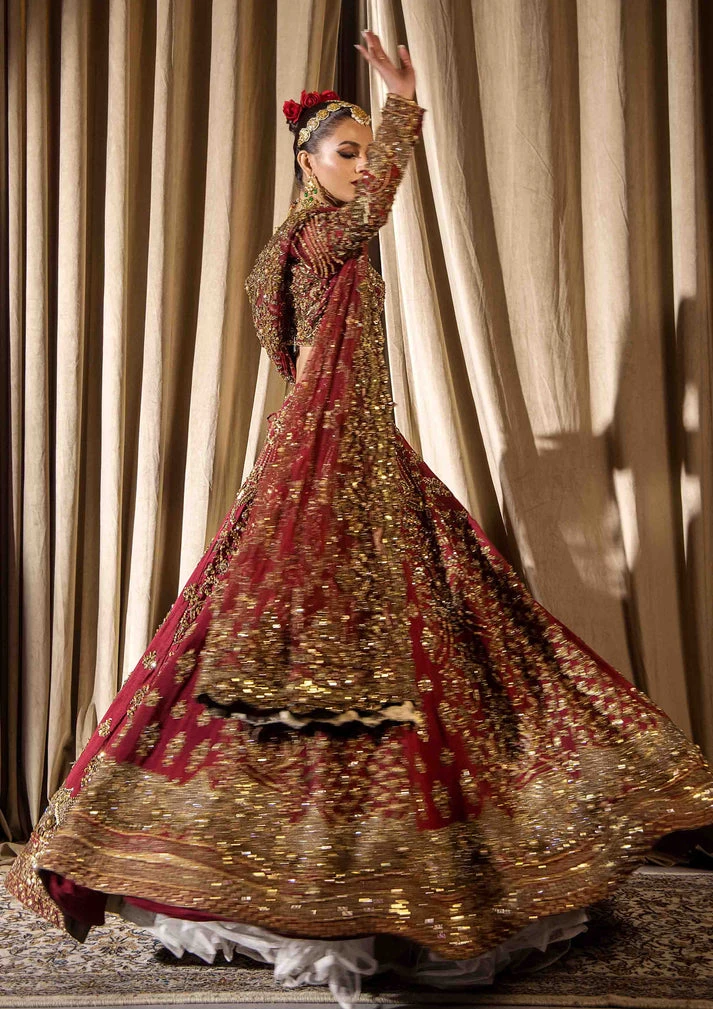 Pakistani Bridal Outfit In Wedding Lehenga Choli Style 9 Pakistani Bridal Outfit In Wedding Lehenga Choli Style - Image 7