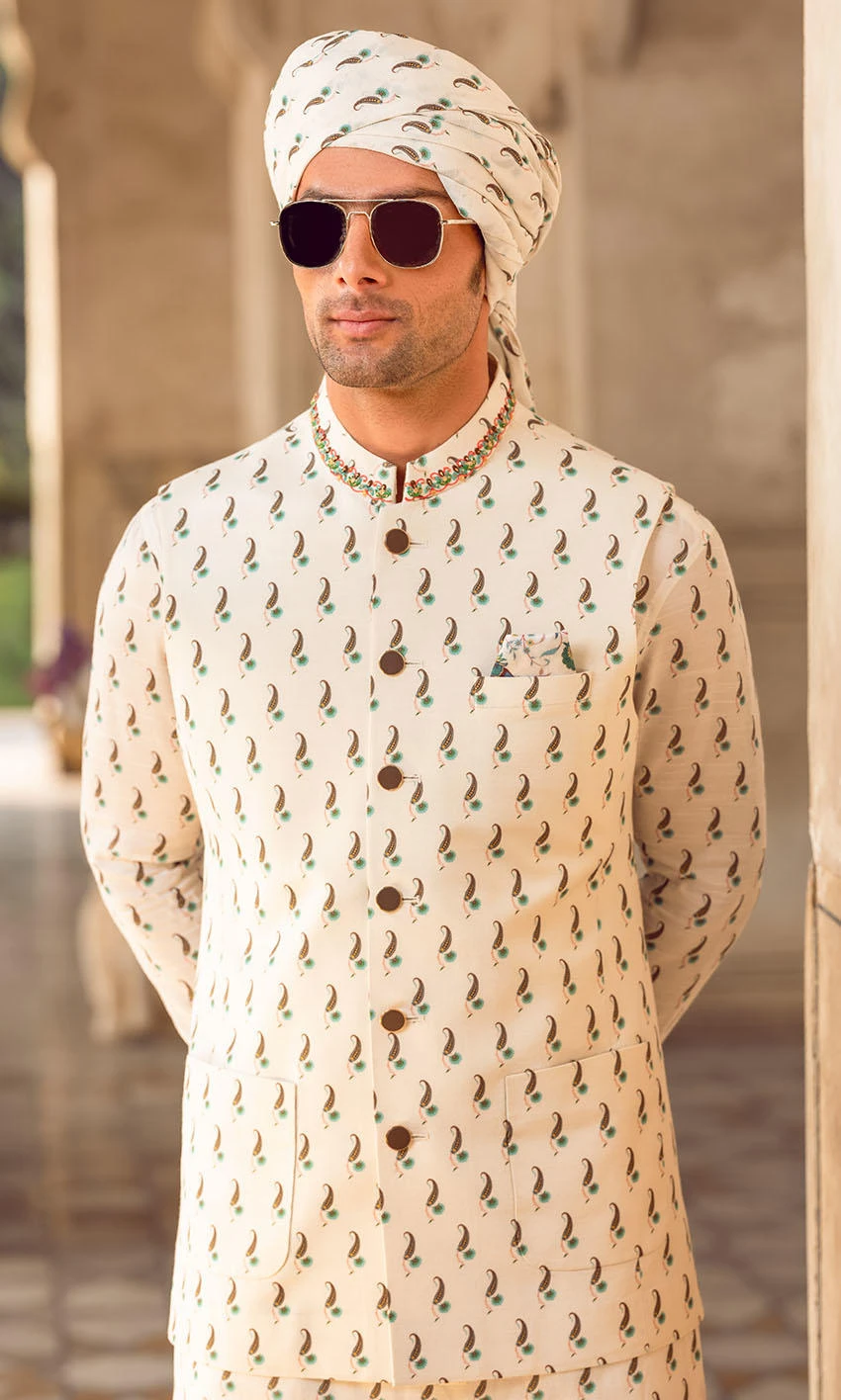 Pakistani Groom Dress In Kurta And Waistcoat Style 5 Pakistani Groom Dress In Kurta And Waistcoat Style - Image 3
