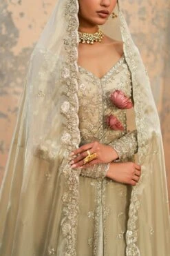 Shop Pakistani Bridal Lehenga Gown Dress In Mississauga Canada -LuxPak Bridal Studio Store PremiumPakistaniWeddingDressinBridalGownLehengaStyle
