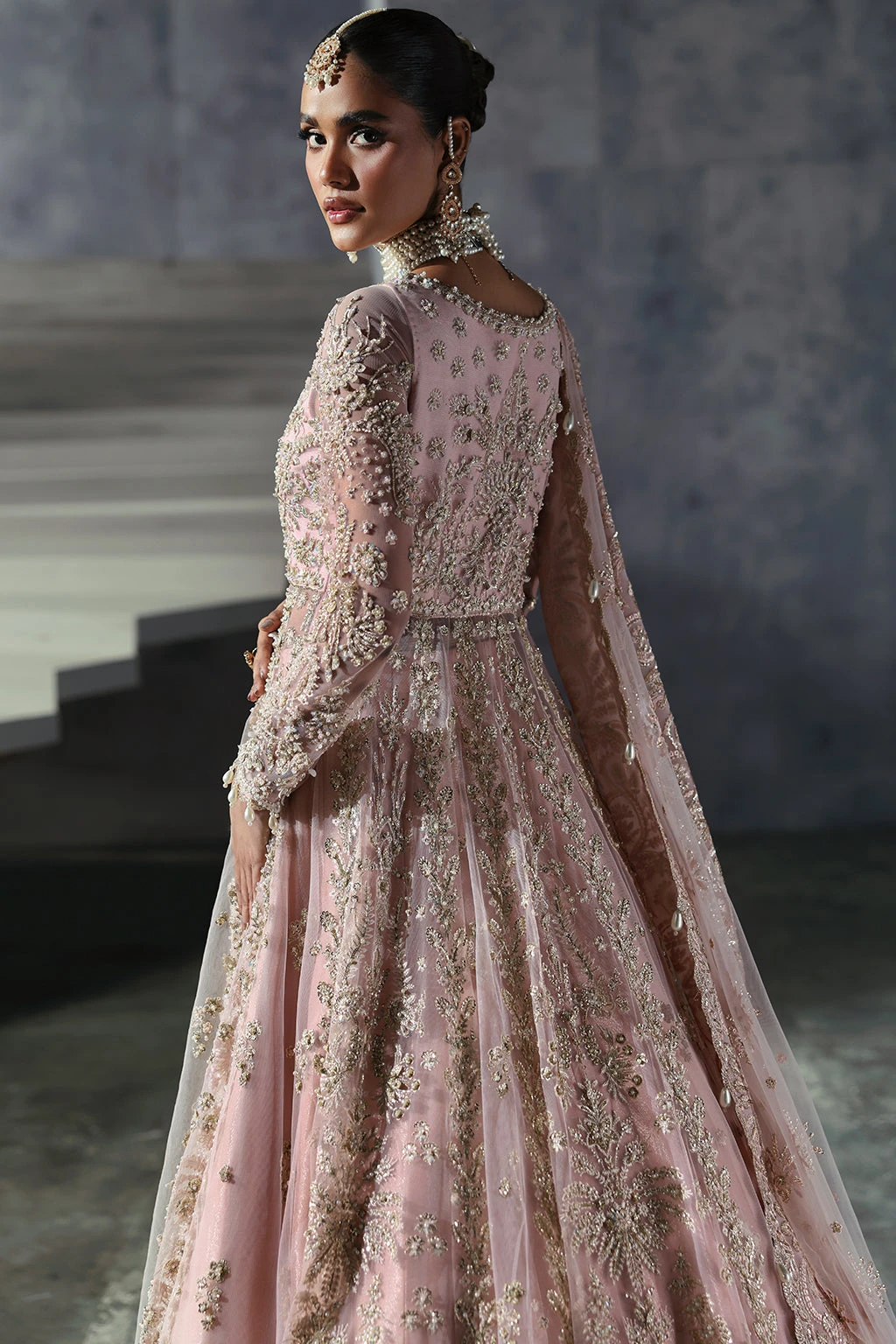 Powder Pink Pakistani Bridal Dress In Pishwas Style 9 Powder Pink Pakistani Bridal Dress In Pishwas Style - Image 7