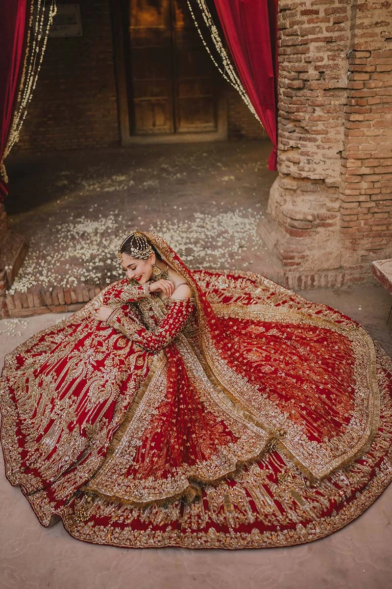 Wedding Red Lehenga And Choli Pakistani Bridal Dress 8 Wedding Red Lehenga And Choli Pakistani Bridal Dress - Image 6