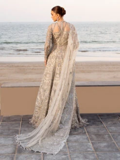 Royal Gown Style Pakistani Bridal Dress In California 14 Royal Gown Style Pakistani Bridal Dress In California -LuxPak Bridal Studio Store WeddingGownStylePakistaniBridalDressinCalifornia