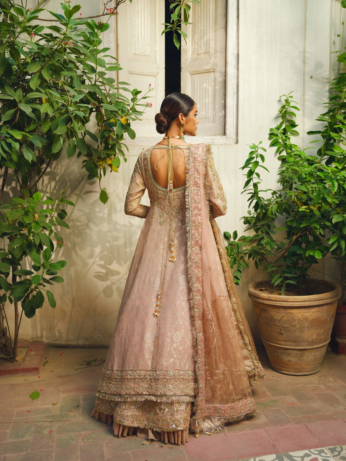 Wedding Lehenga Front Open Gown Pakistani Bridal Dress 9 Wedding Lehenga Front Open Gown Pakistani Bridal Dress - Image 7